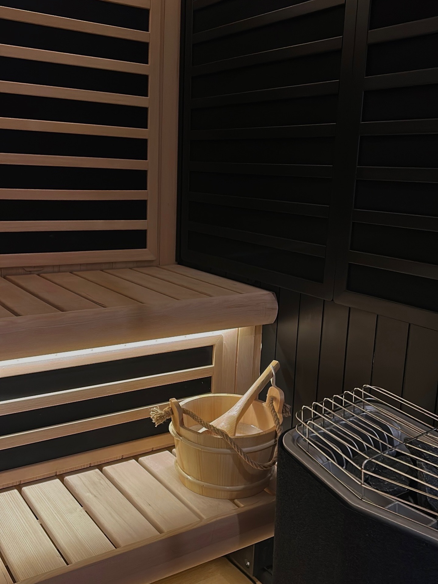 Oak Pilates traditional and infrared sauna